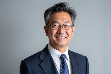 田中一郎氏のプロフェッショナルなヘッドショット